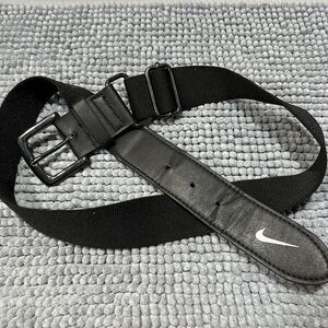 Nike Adjustable Baseball Belt Elastic Black Silver Buckle Adult